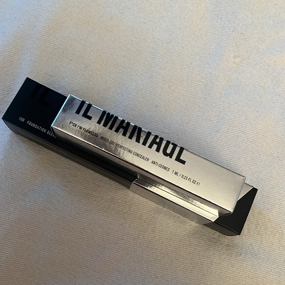 Concealer - Picture 2 of 7